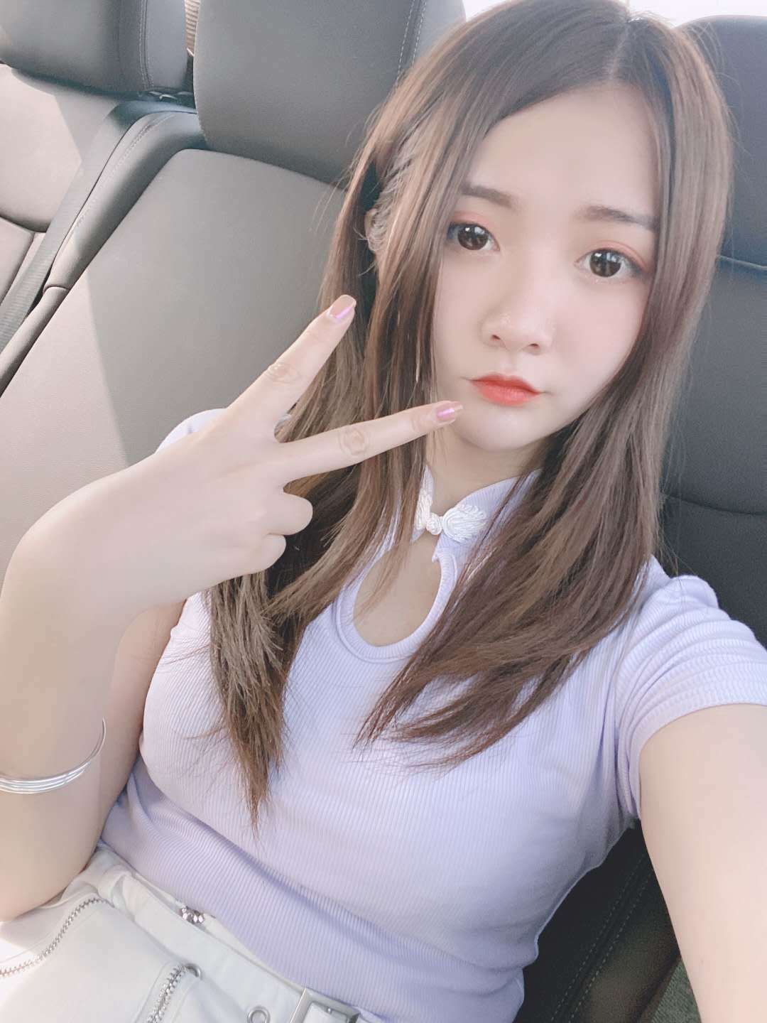 2020/10/14会夹又可以kiss的菲菲